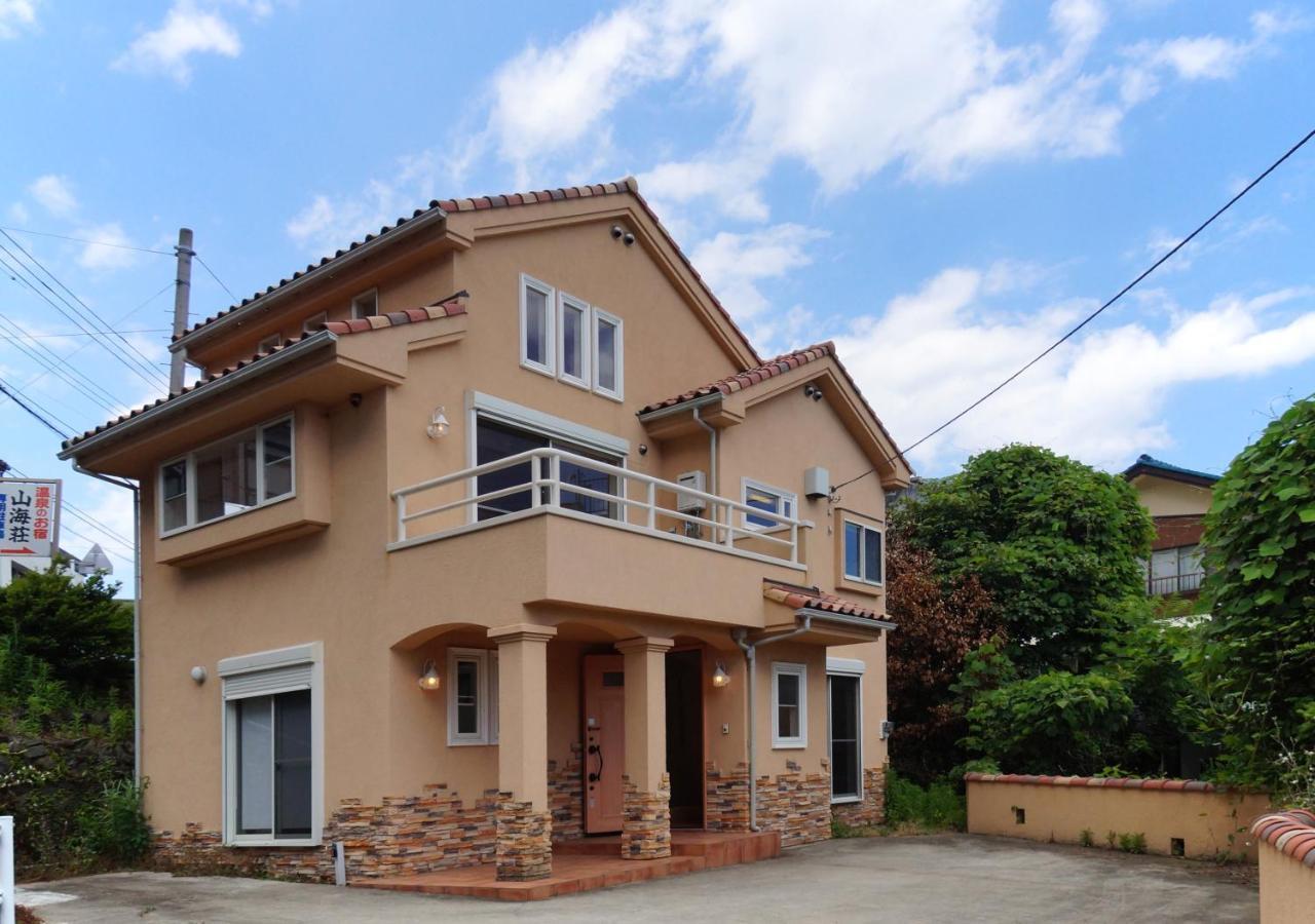 Apartment Famille Izukogen Ito (Shizuoka)